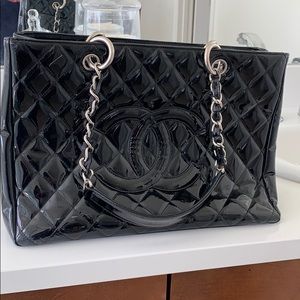 Chanel purse